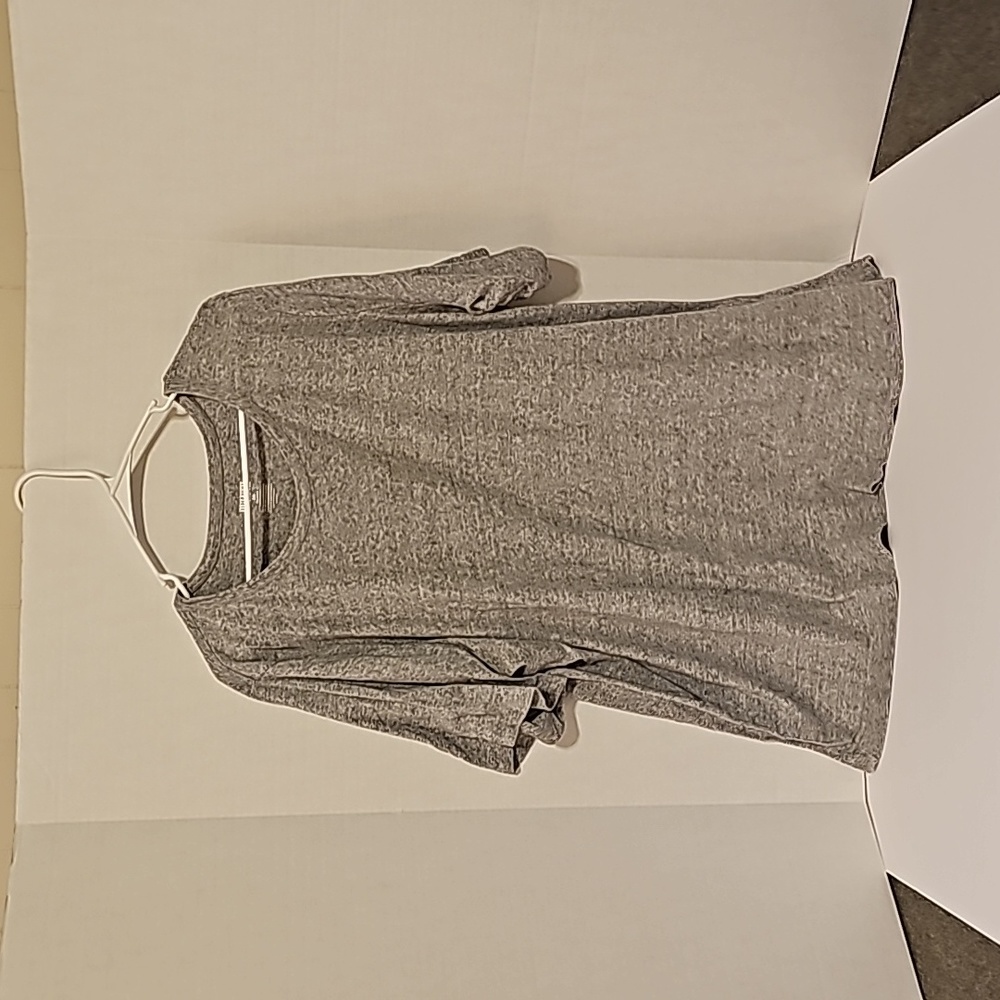 Womens Duluth short sleeve shirt